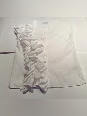 Wolf & Rita White Short Sleeve Blouse with Ruffled Front Size: 16